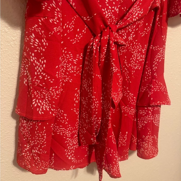 New - Romper - Picture 4 of 7